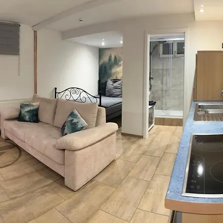 Pendler Montagewohnung * Holzen